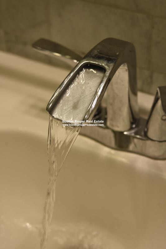 1 Parker Hill Ter, Mission Hill