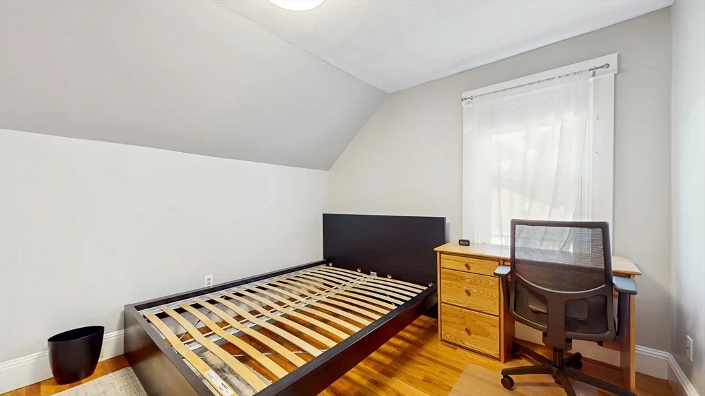 14 Chestnut St, Lindenwood