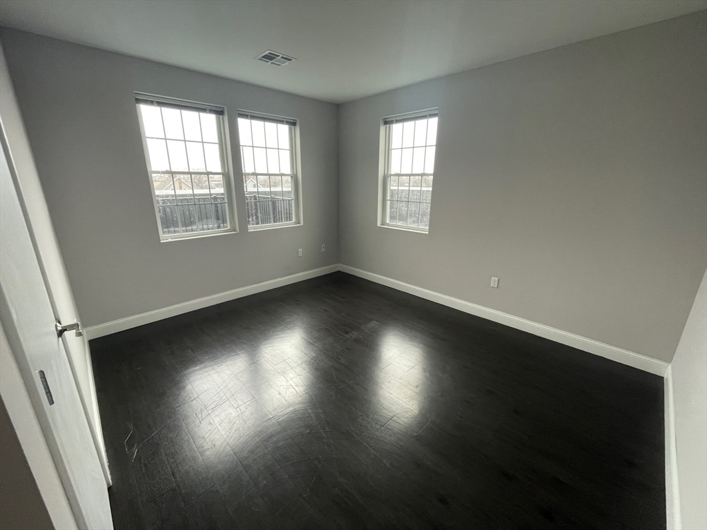 431 River St, Waltham