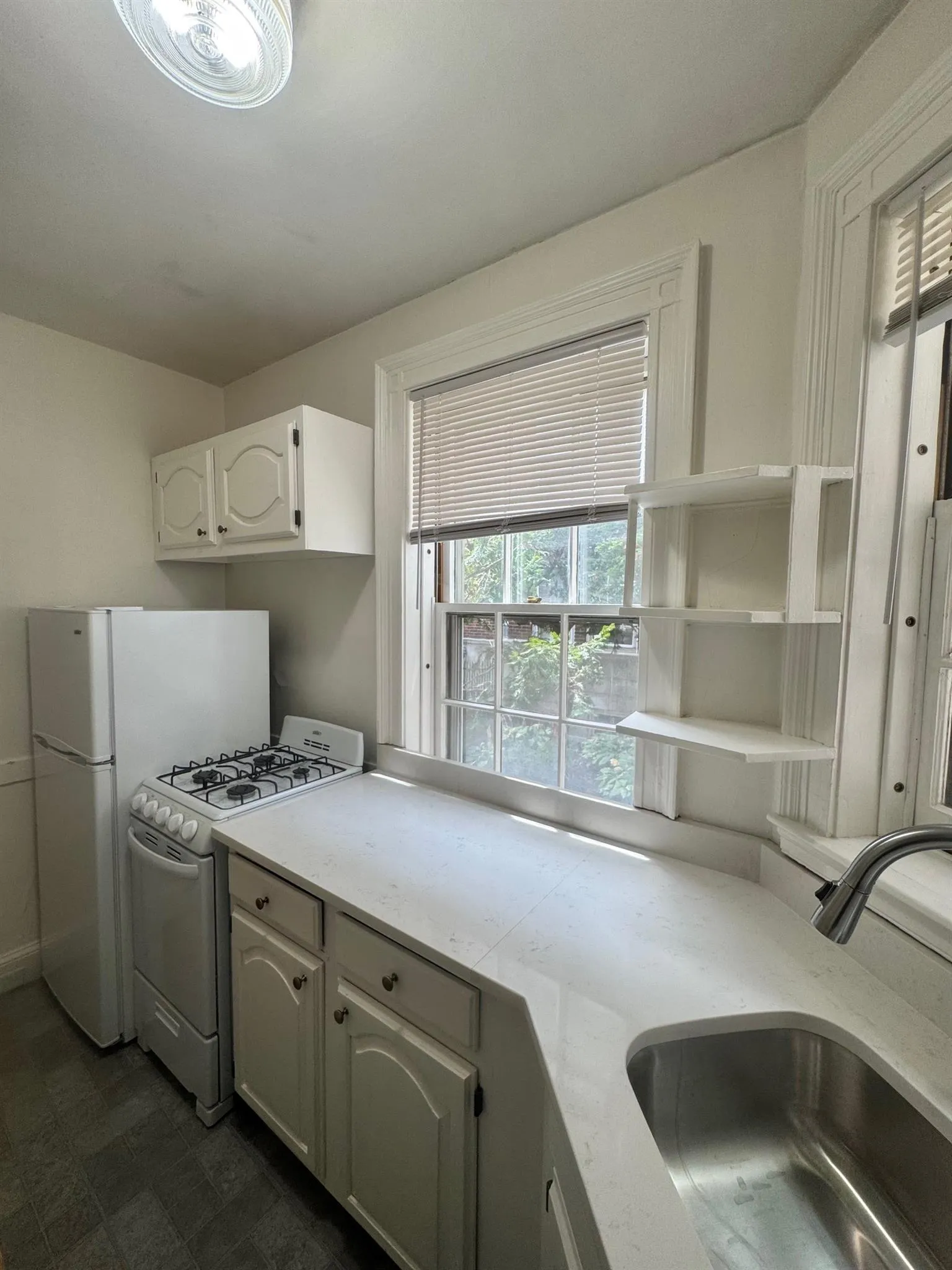 77 Martin St, Neighborhood Nine