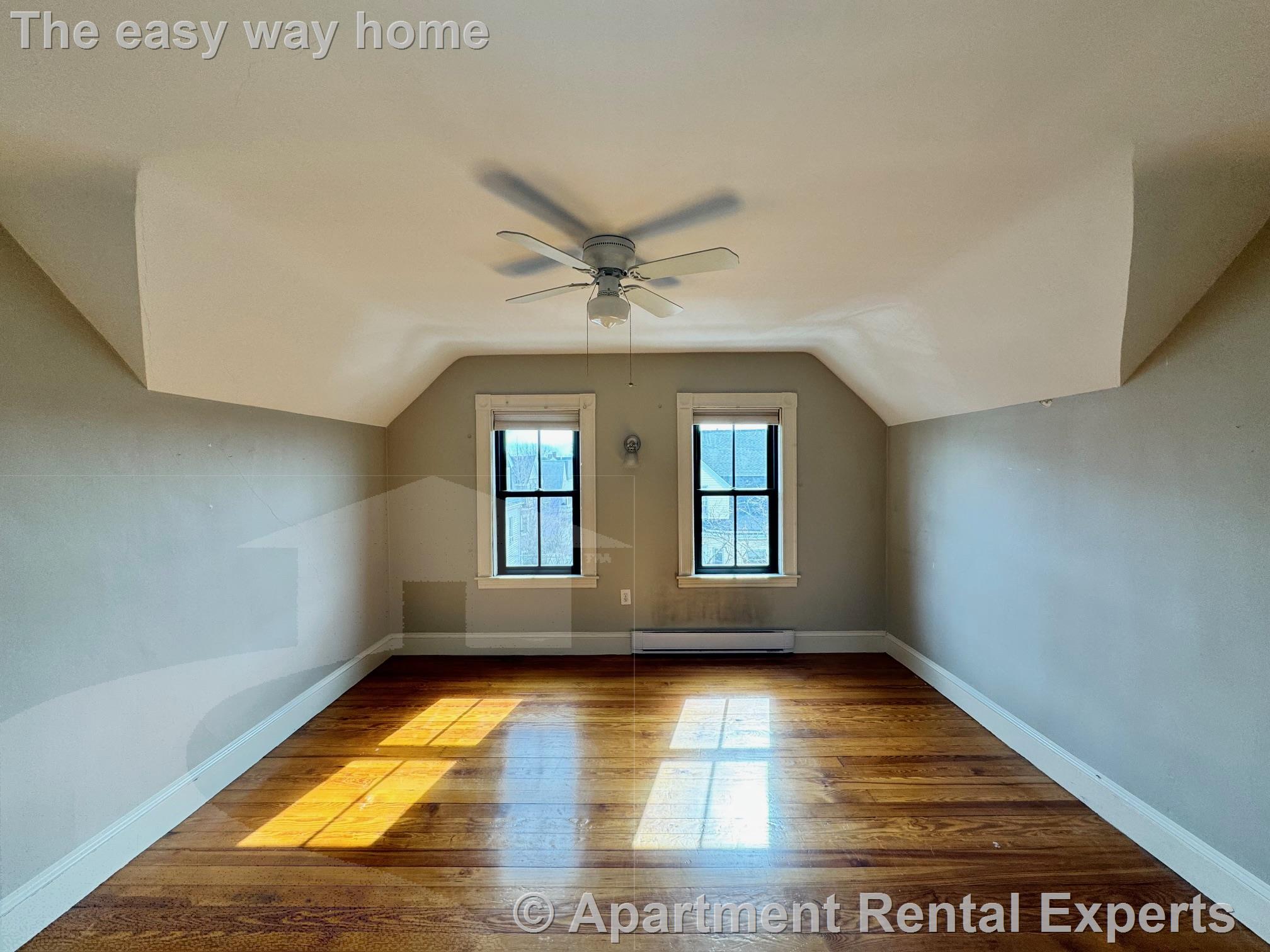 8 Charnwood Rd, Davis Square