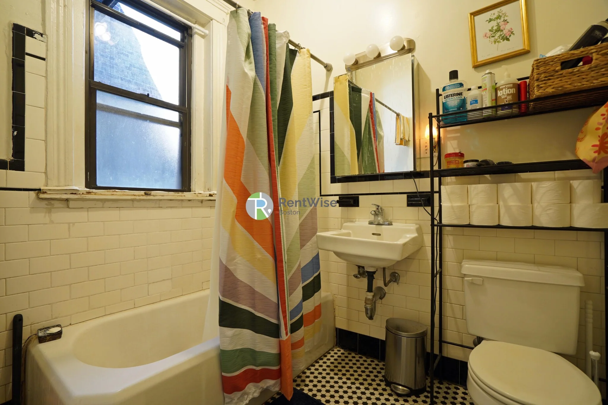 1379 Commonwealth Ave, Brighton