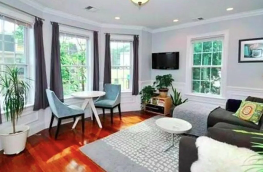 613 Dorchester Ave, South Boston