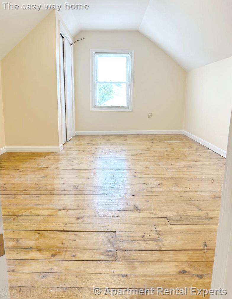 58 Windsor Rd, Tufts