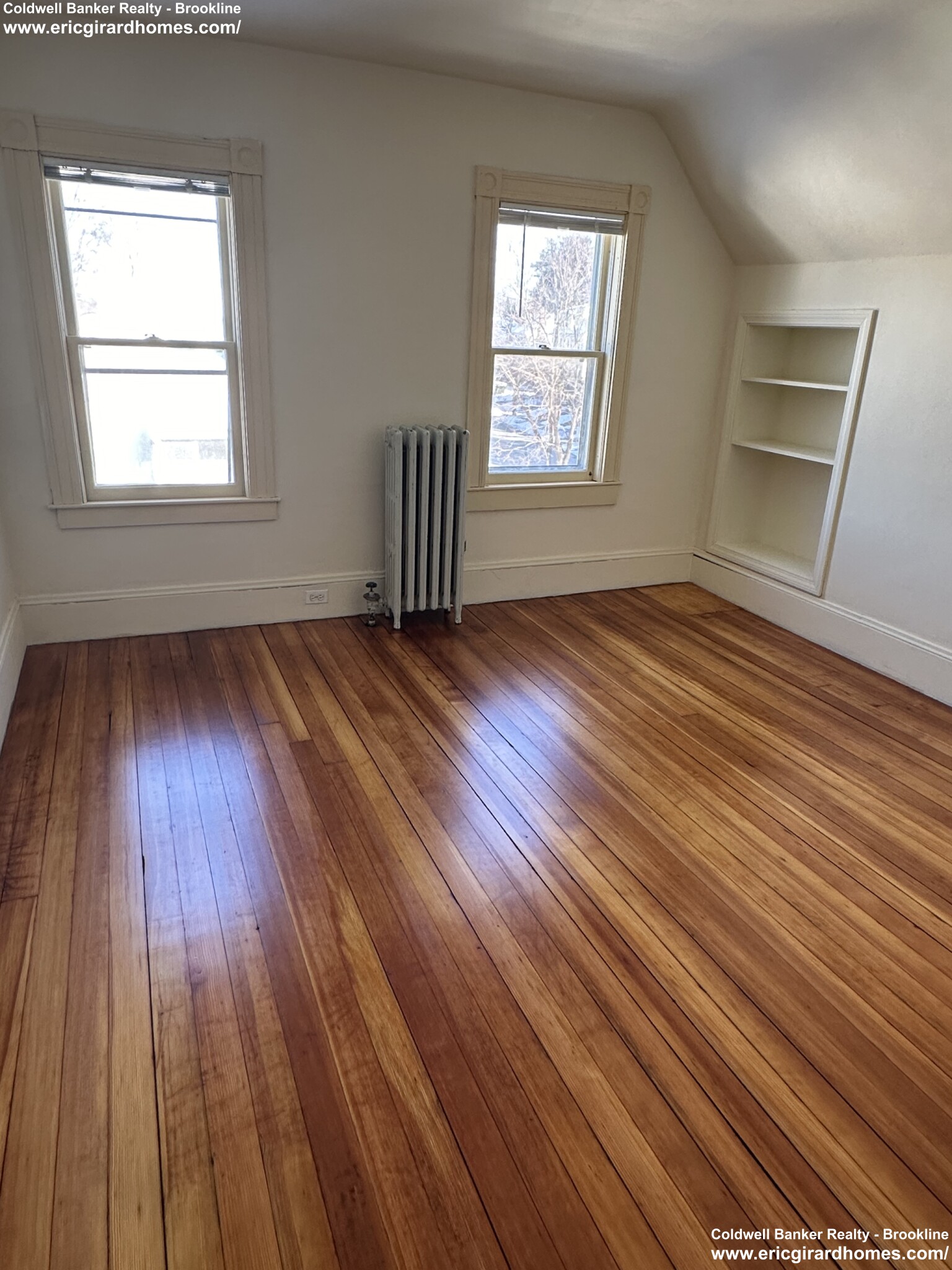 80 Upland Rd, Belmont