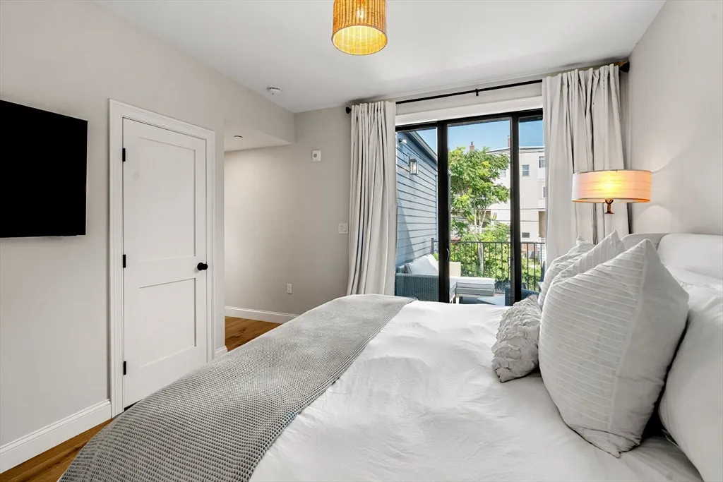 722 East 5th St, South Boston