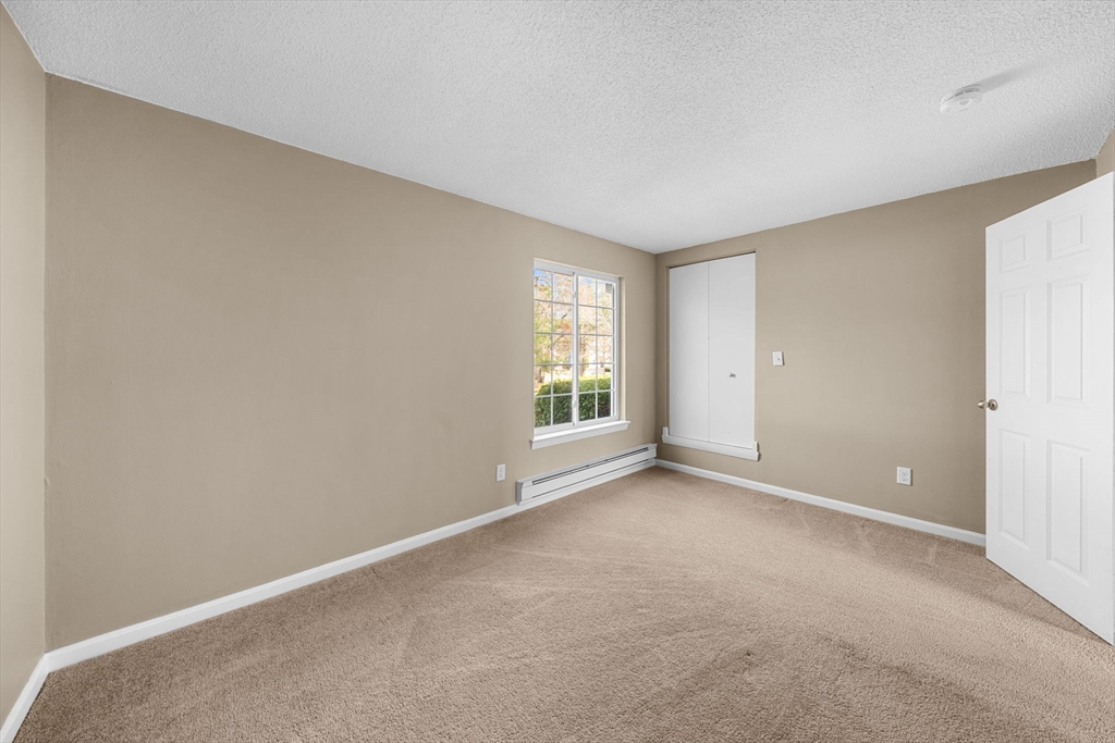 741 Washington St, Easton