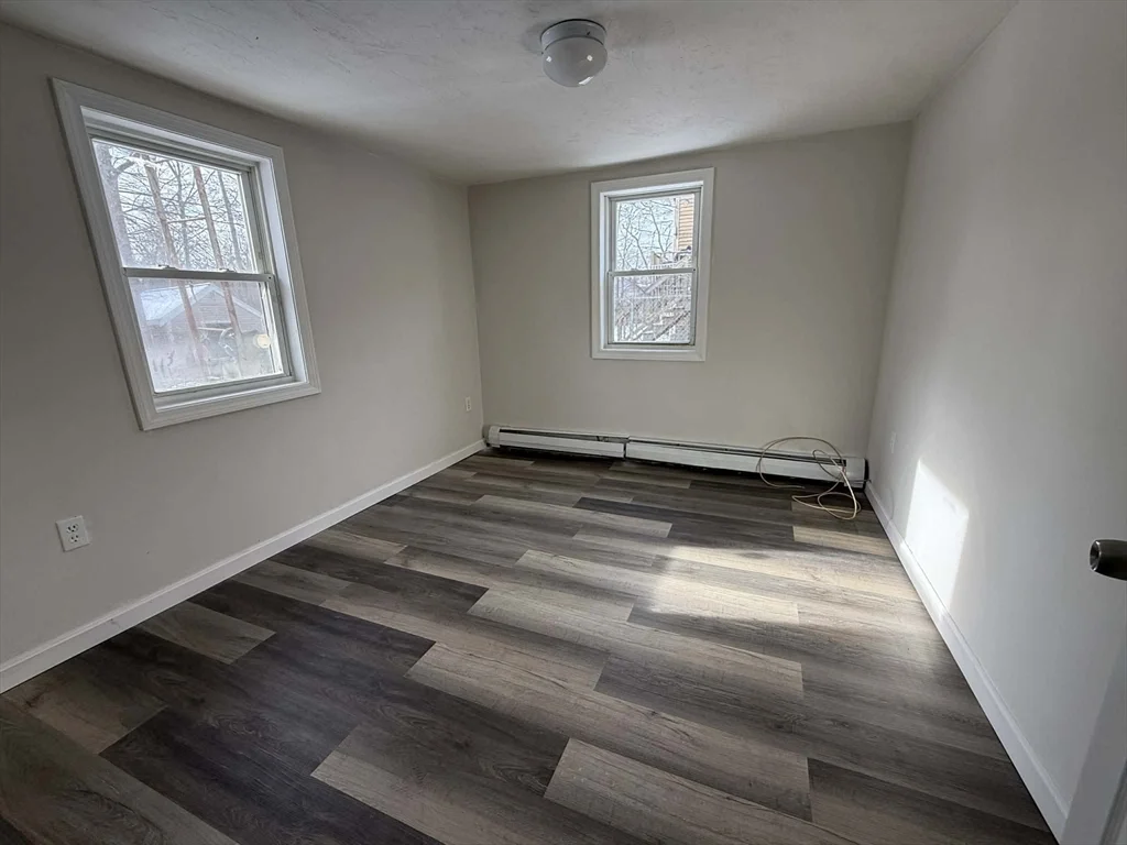 102-104 Cherry St, Whitman