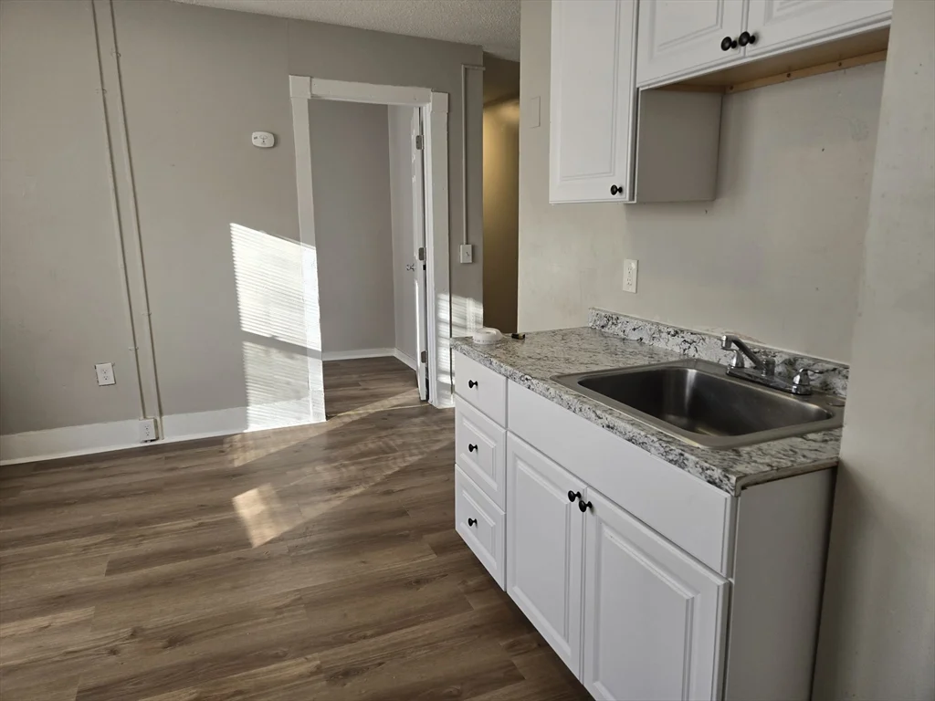 529 Union St, Hill McKnight