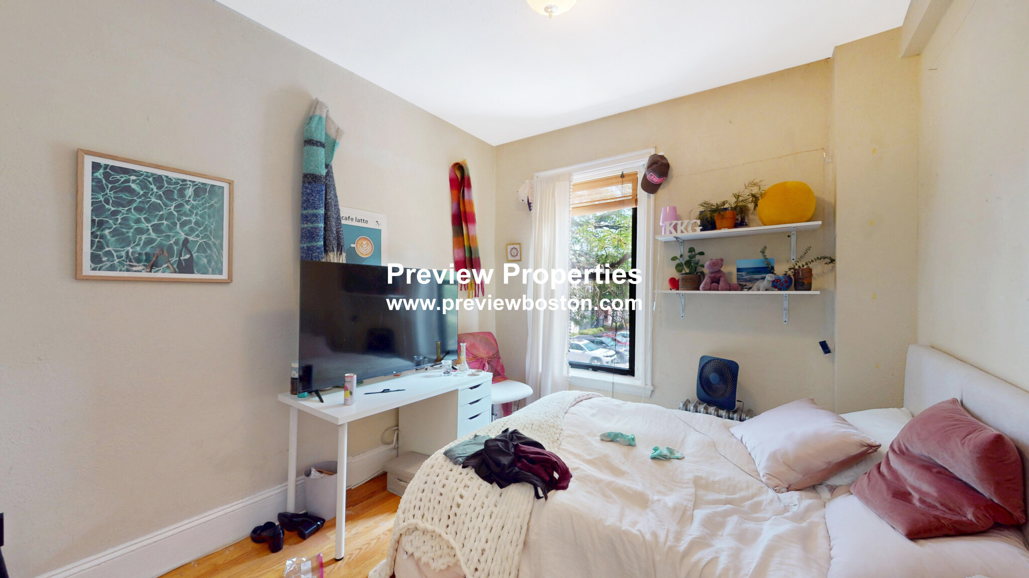 86 Hammond St, Roxbury