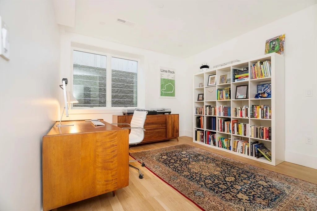 205 Pearl St, Cambridgeport