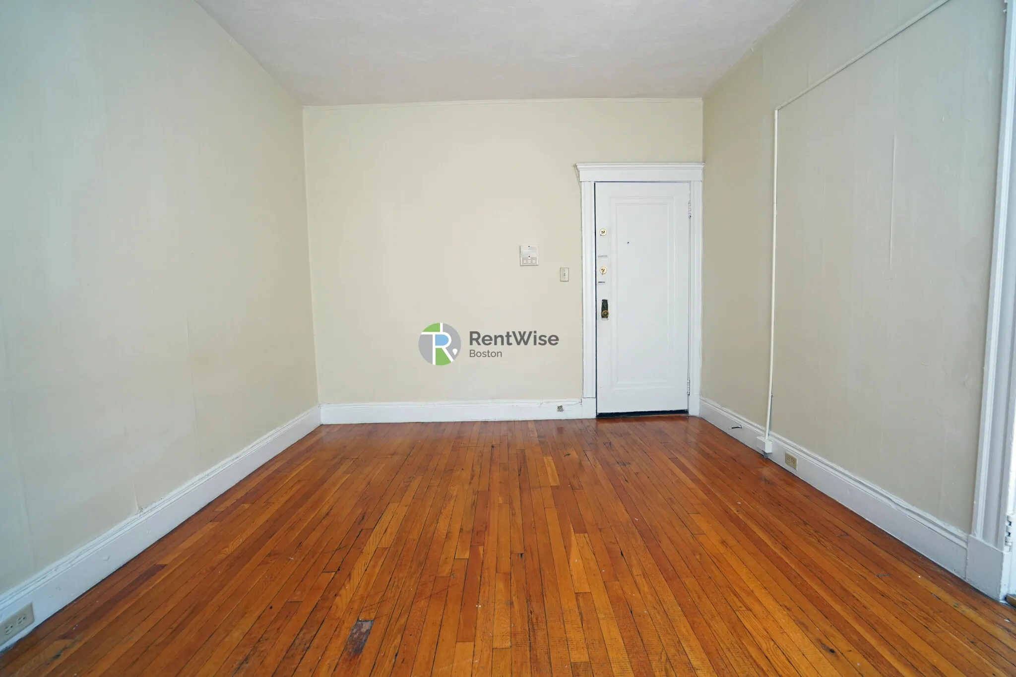 224 Kelton St, Allston