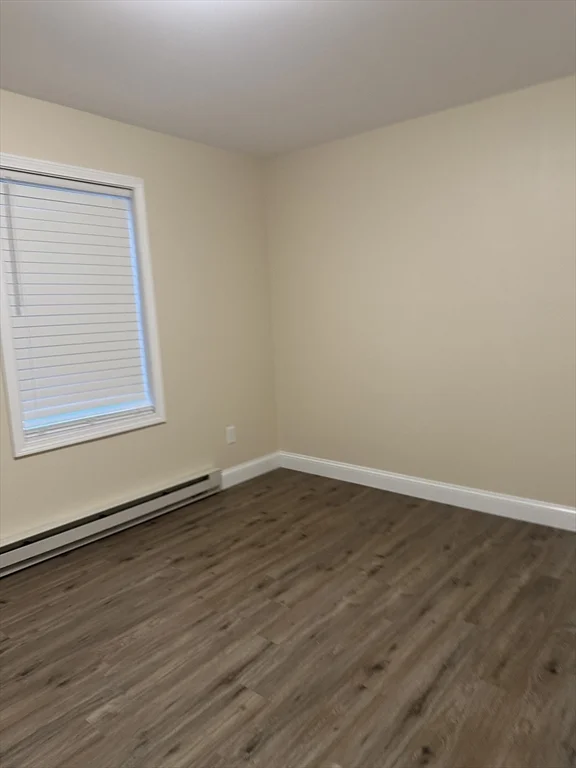 13 B Waushacum, Sterling