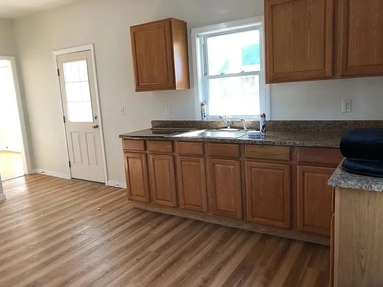 3 Belmont St, Lowell