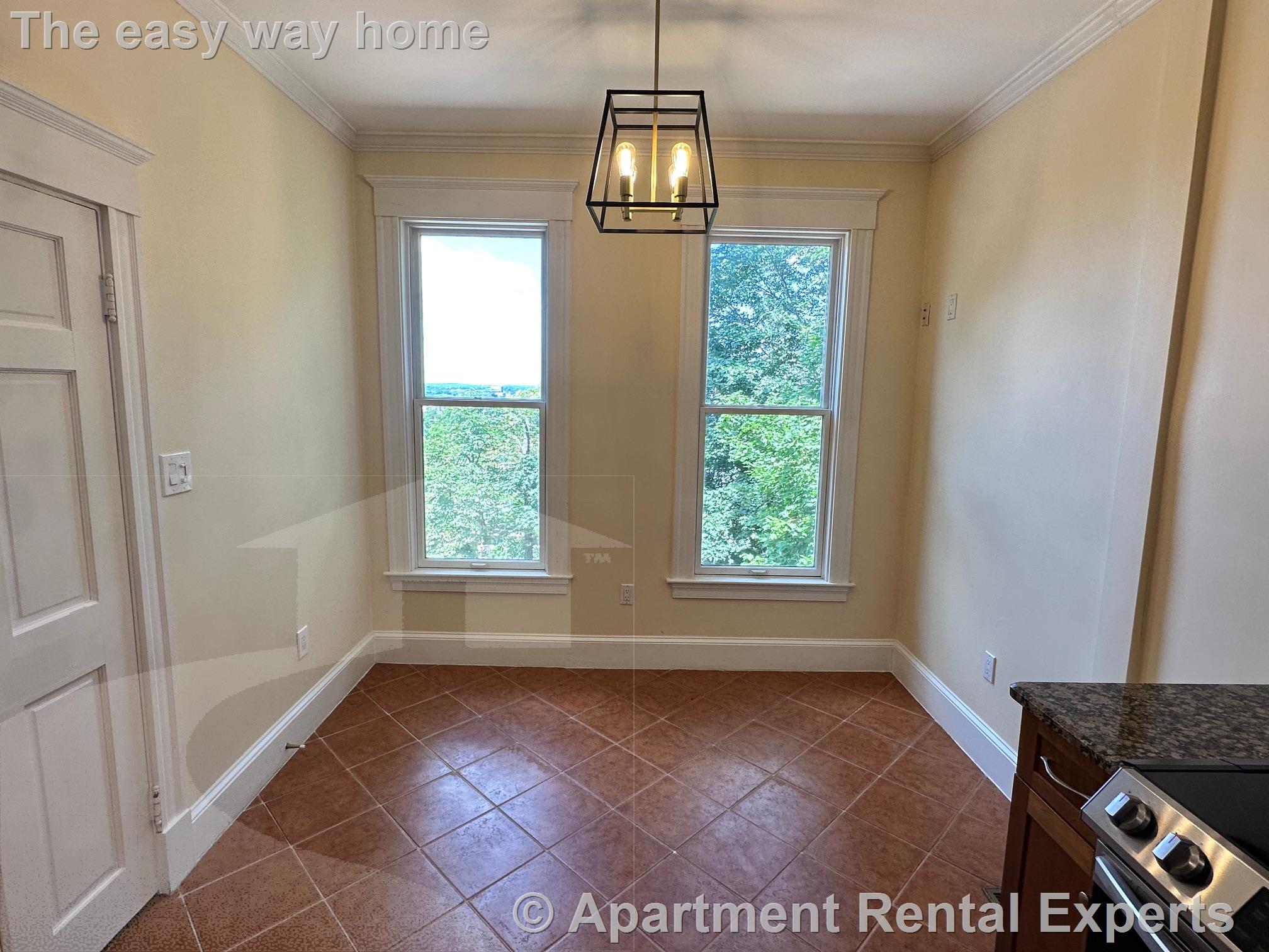 273 Mason Terr, Coolidge Corner