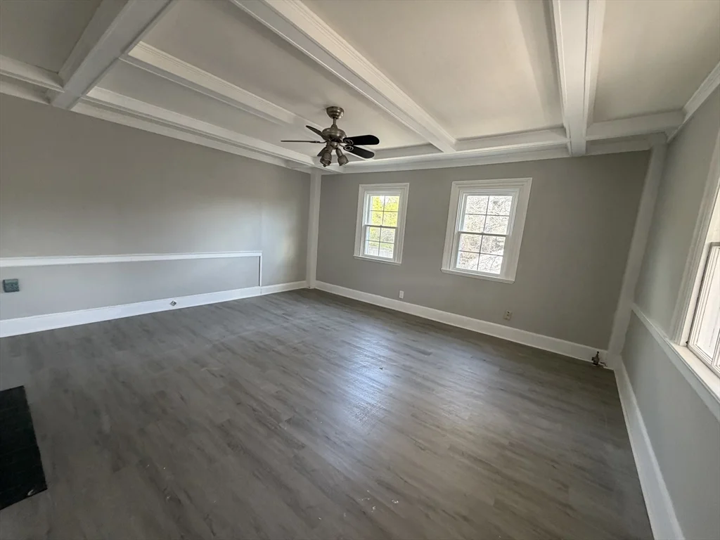 93 Friend St, Amesbury