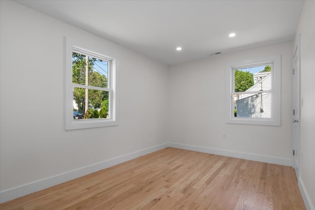 3 Cummings Cir, Randolph