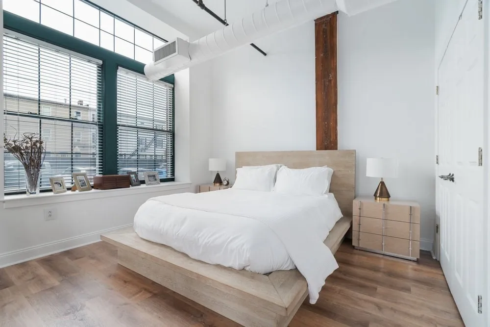 881 E 1st, South Boston