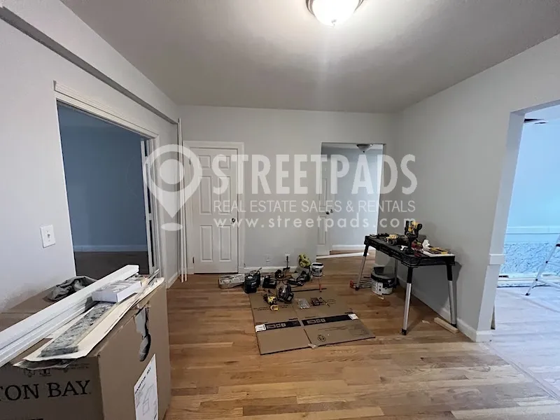 1157 Beacon St, Longwood