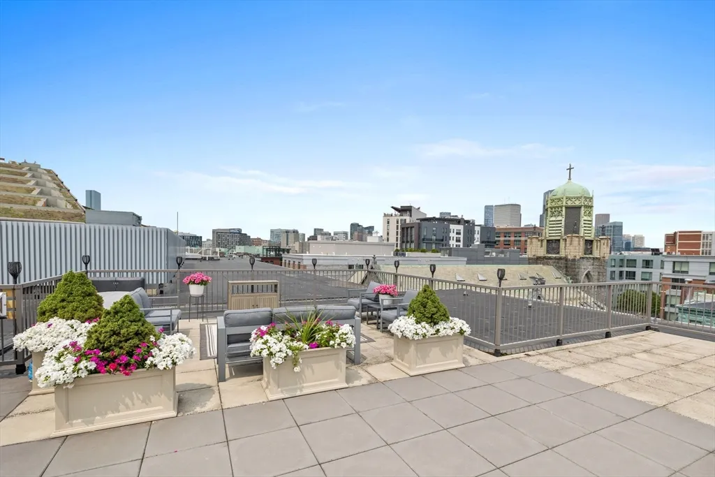 150 Dorchester Ave, South Boston