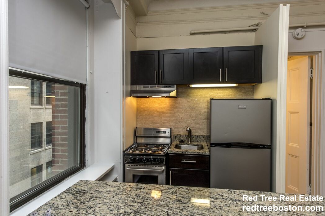 62 Boylston St, Midtown