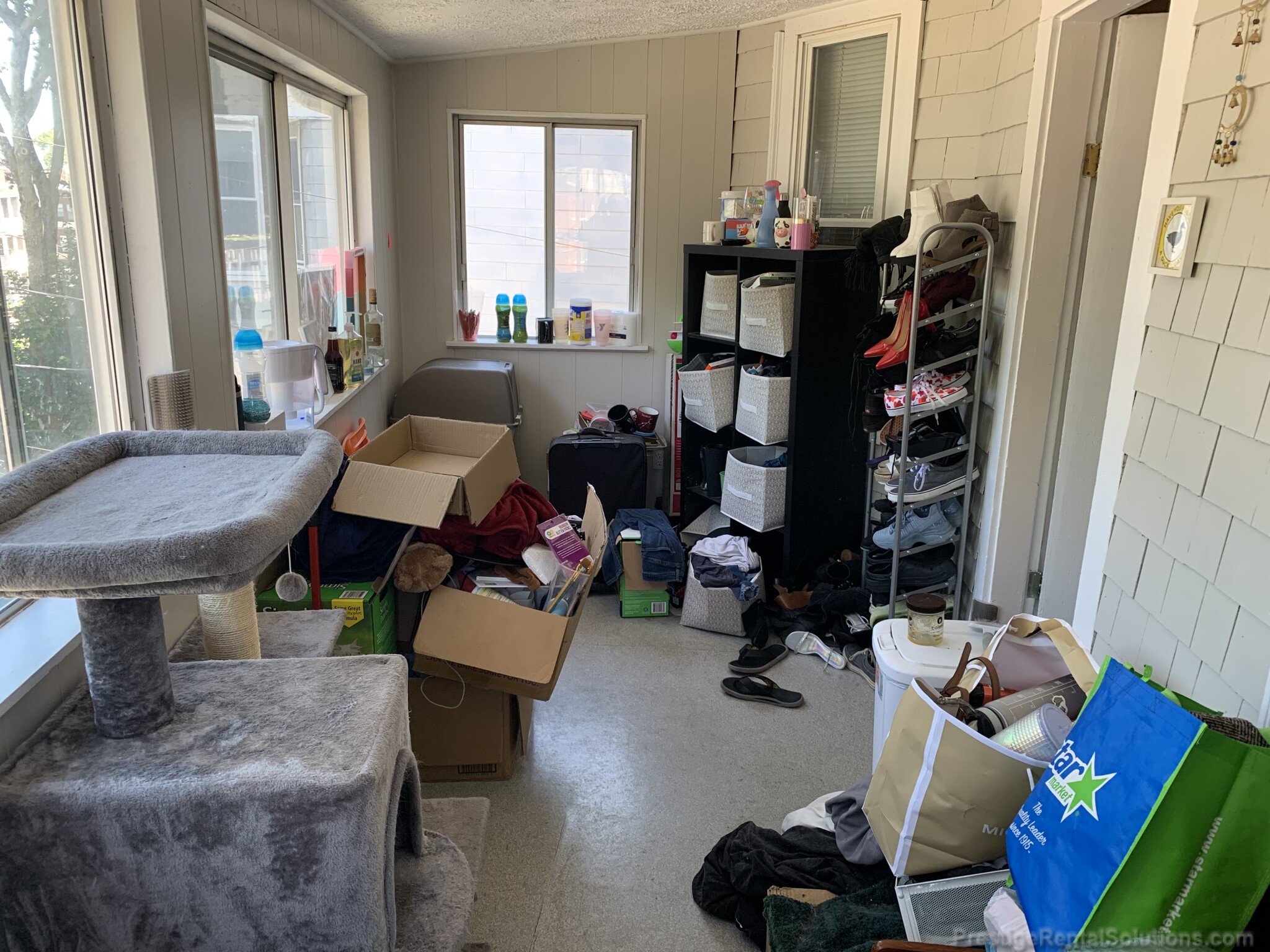 348 Faneuil St, Oak Square