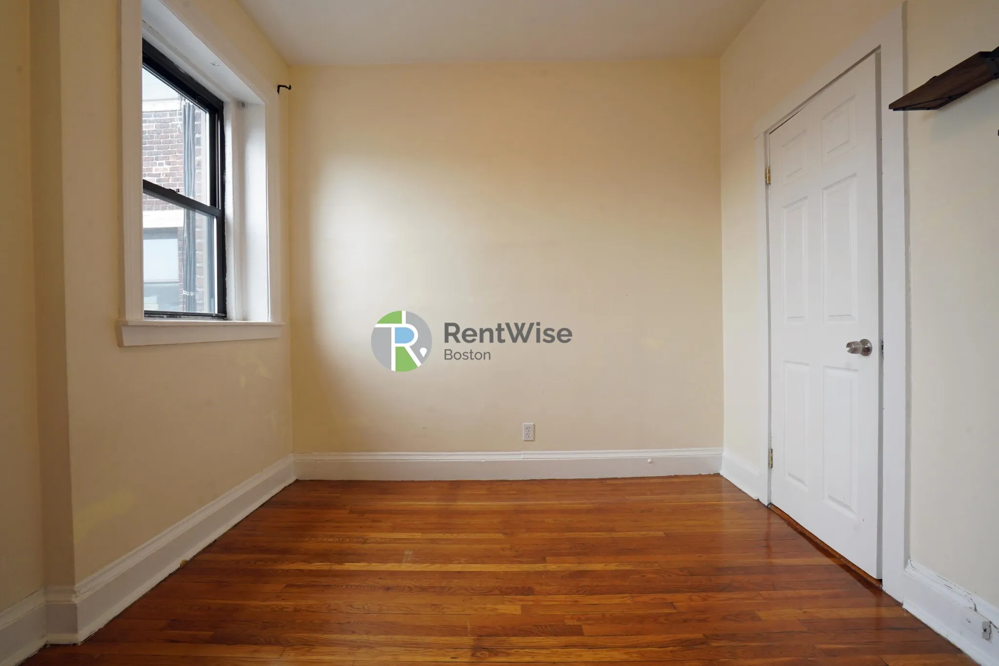 1216 Commonwealth Ave, Brighton