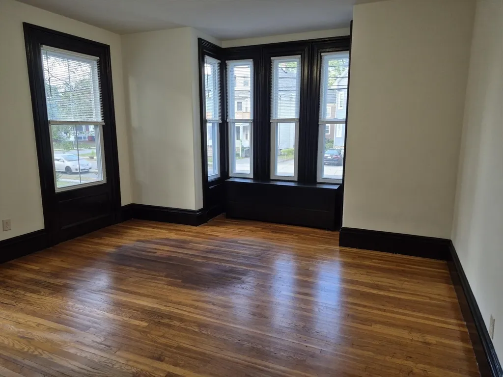 126 W Wyoming, Melrose