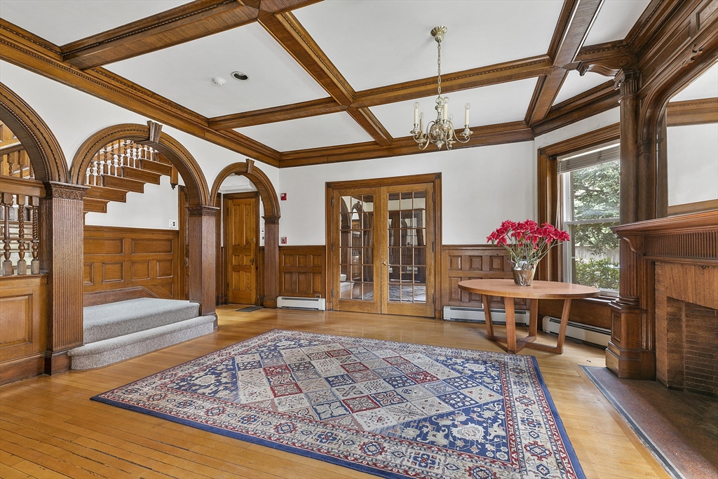 1760 Beacon St, Brookline