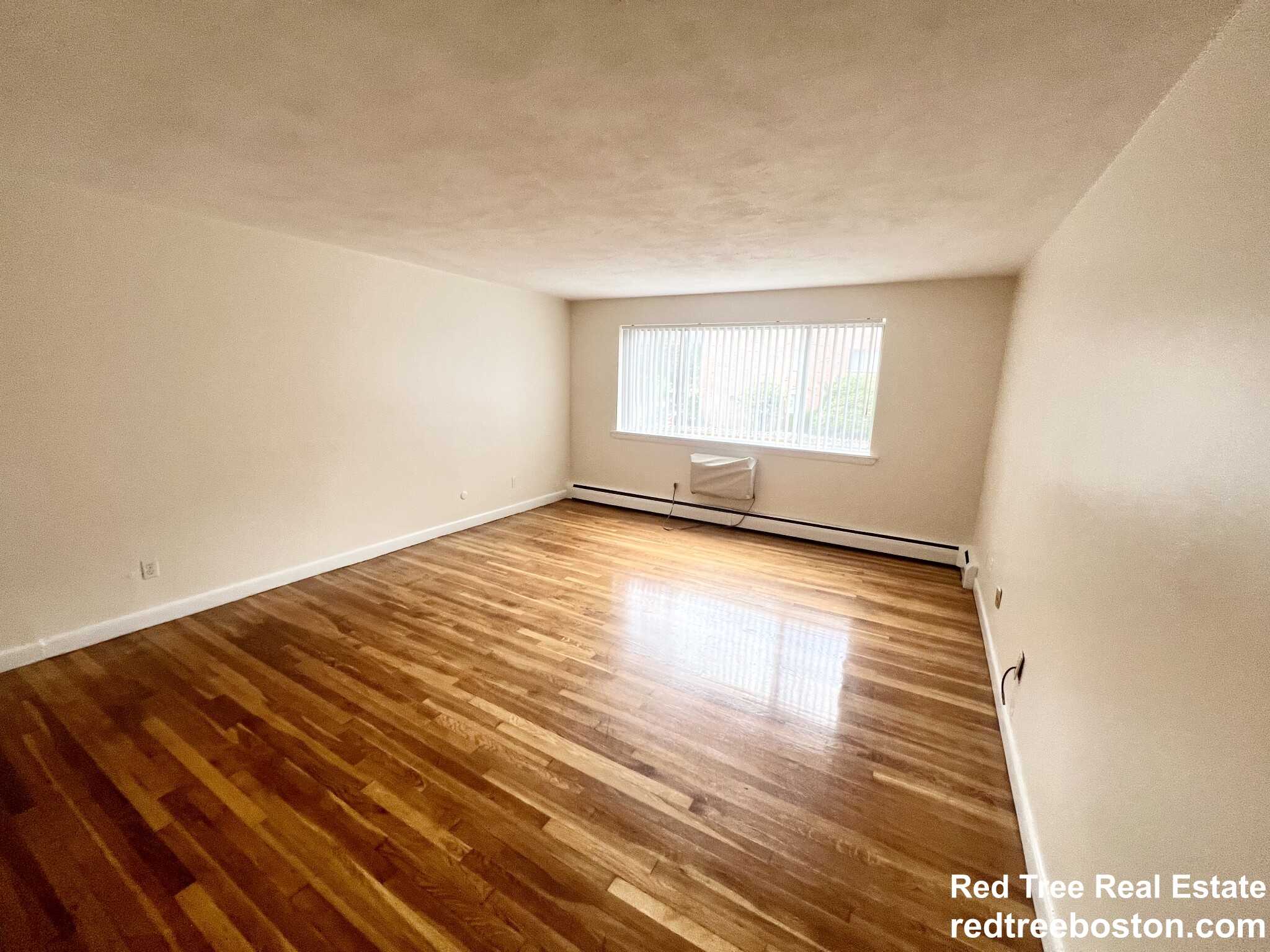 84 Gardner St, Allston