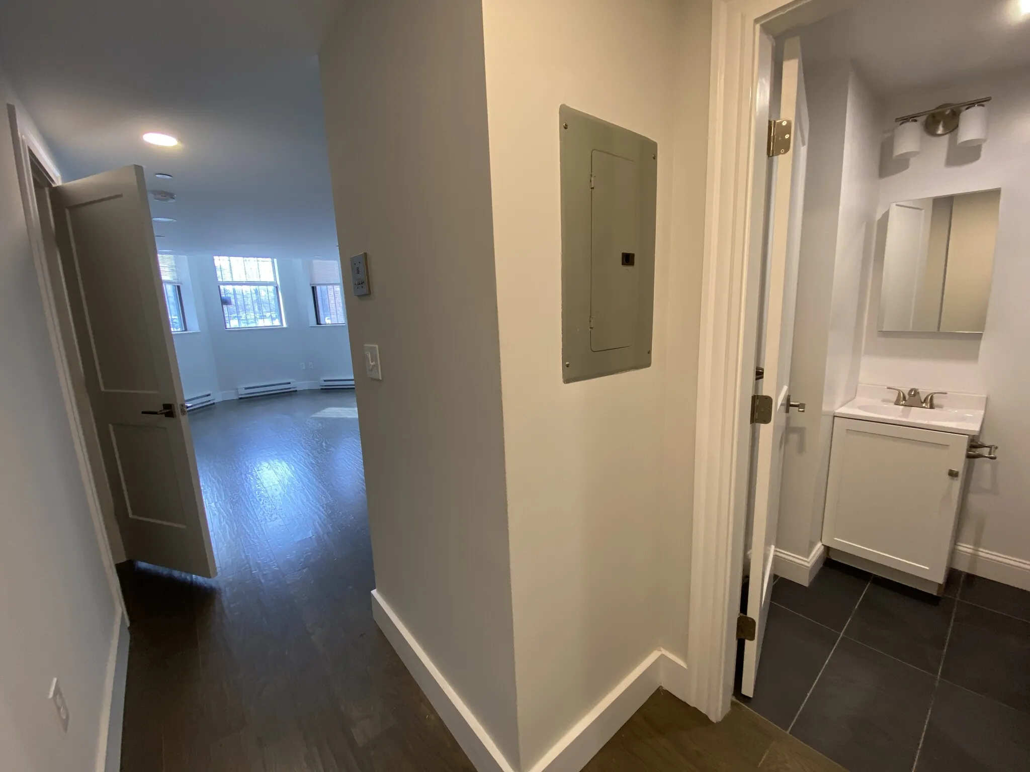 98 Queensberry St, Fenway