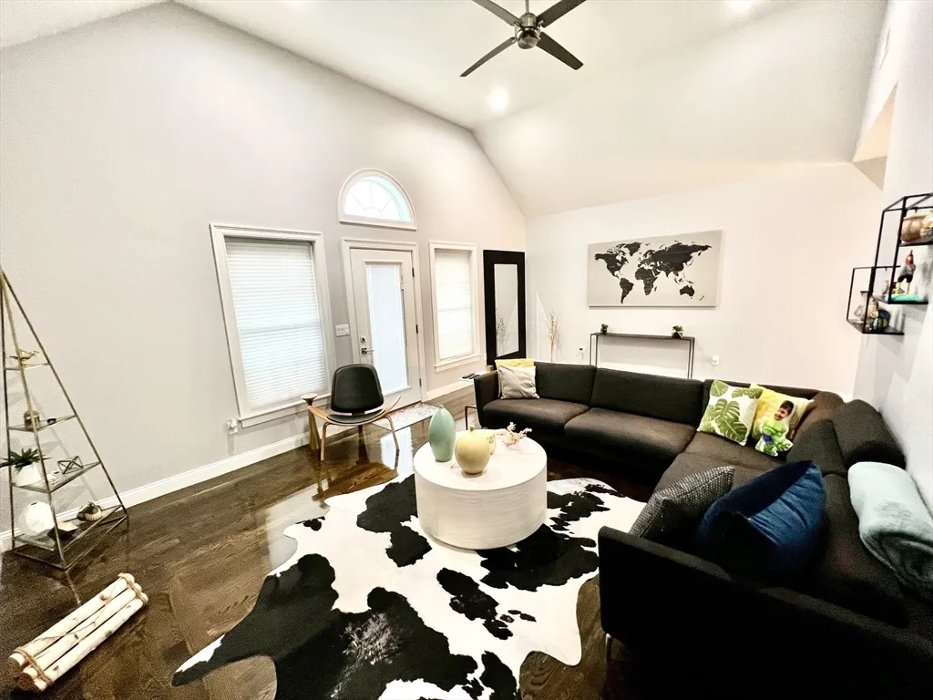 259 Oakwood Ave, Revere