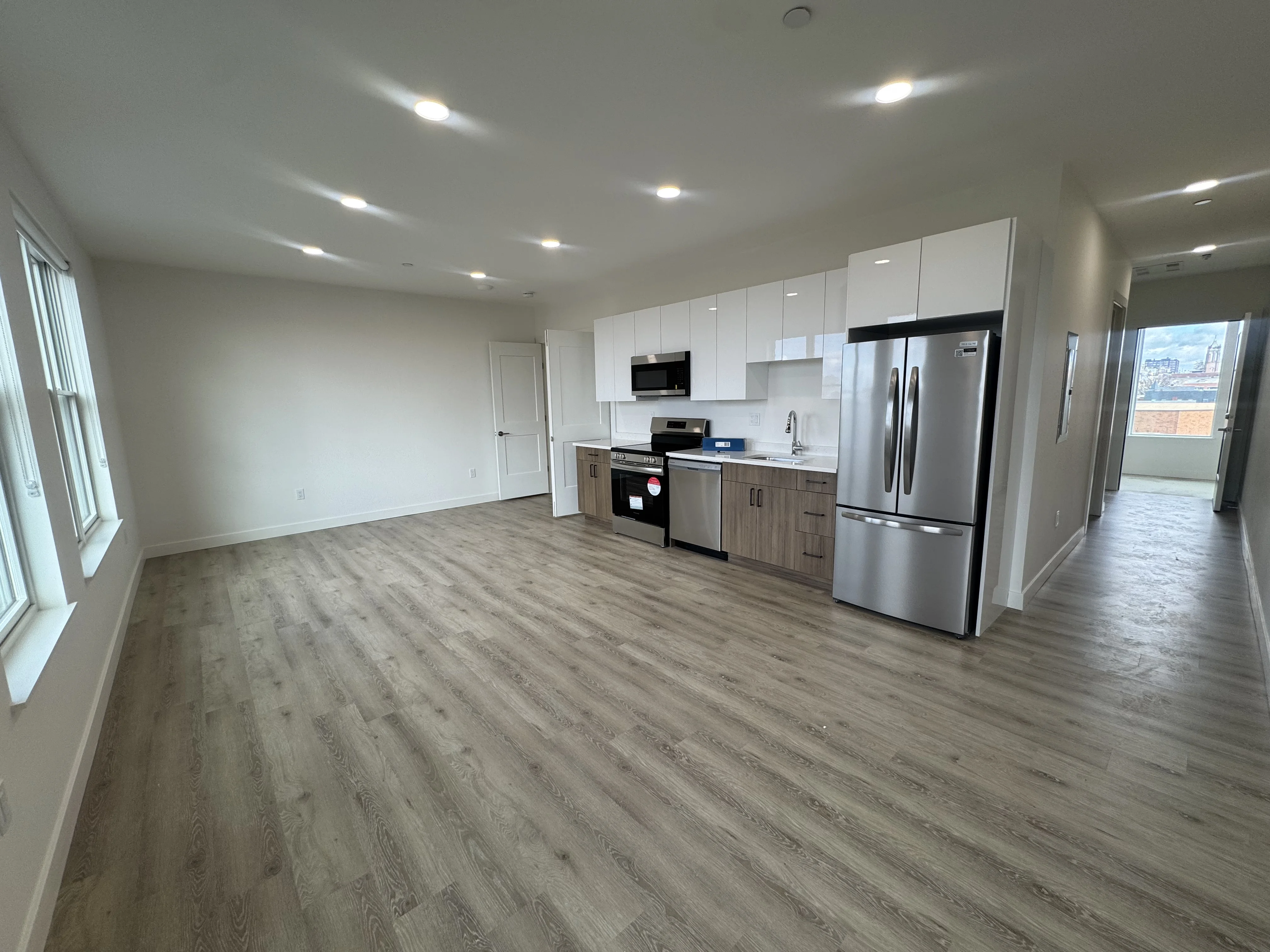 319 Broadway, Everett