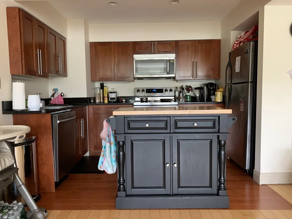 1600 Beacon St, Corey Hill