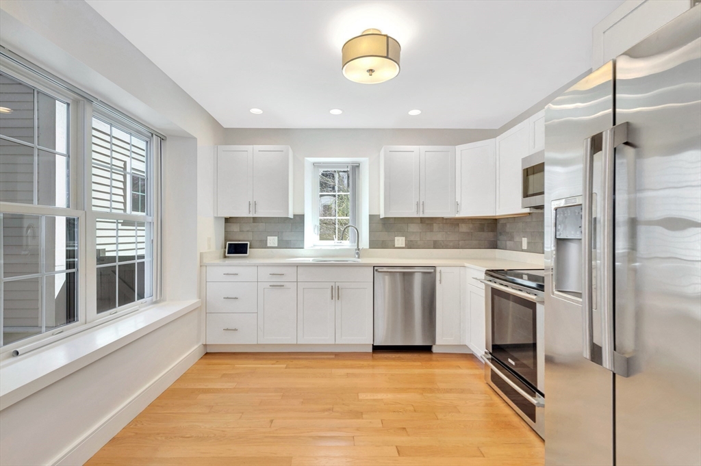 154 Highland St, Roxbury