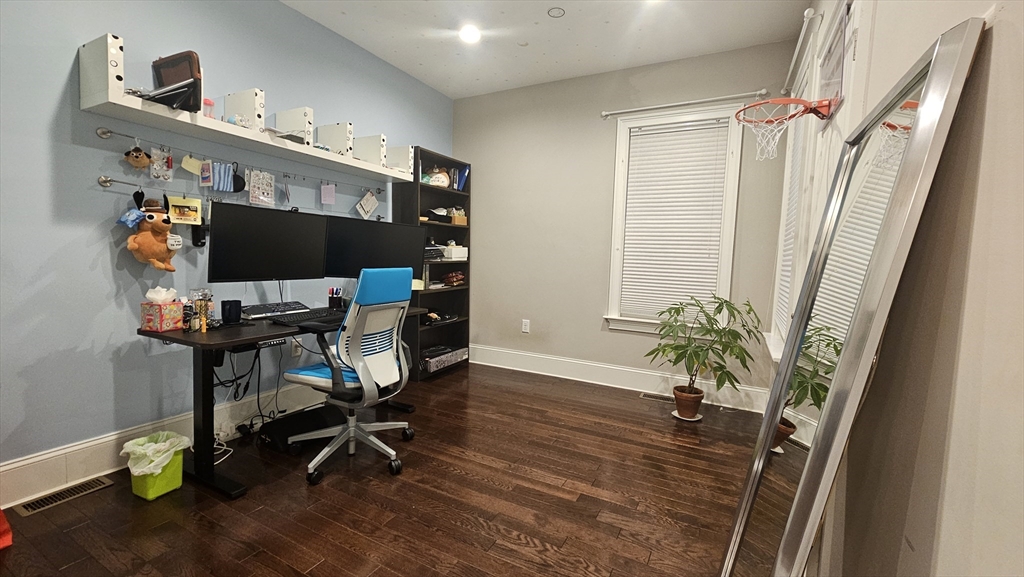 26 Dana St, Winter Hill