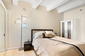 12 Stoneholm St, Back Bay