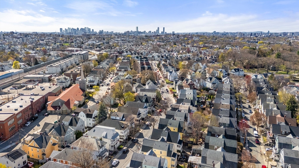 84 Pearson Rd, Tufts