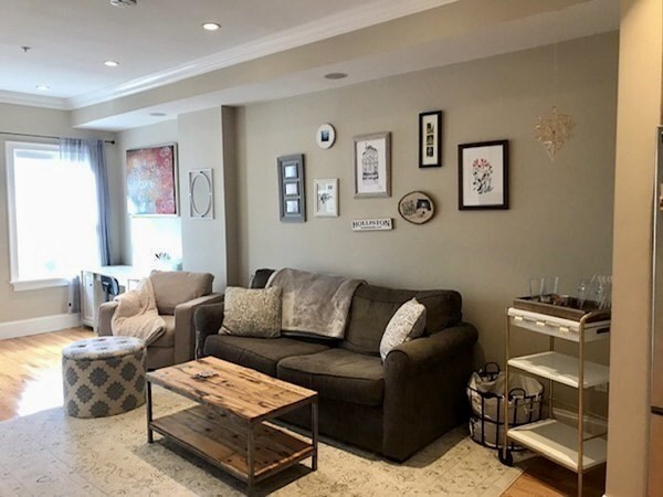 252 Gold St, South Boston