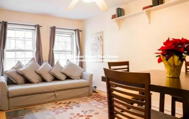 94 West Cedar St, Beacon Hill