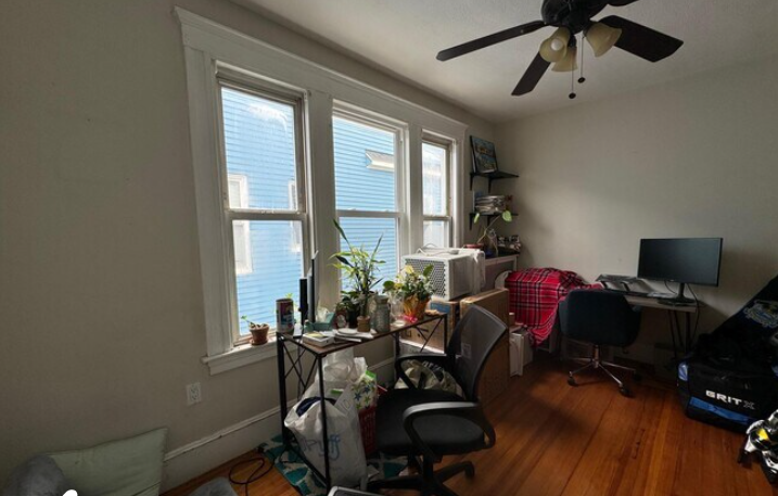 35 Magnus Ave, Ward Two