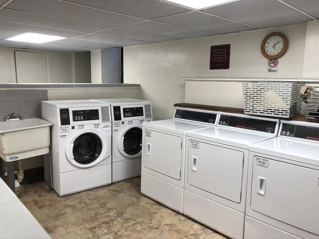 4 Commonwealth Ct, Brighton