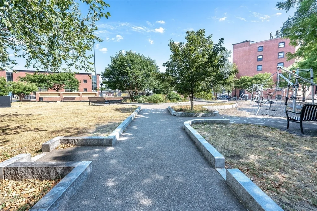 122 Union Park St, South End