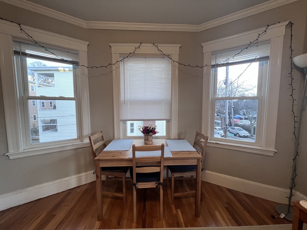 7 Roberts Rd, Harvard Square