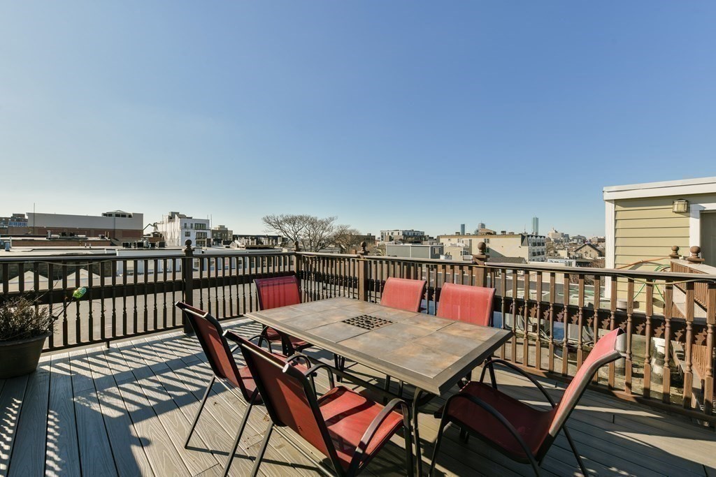 39 Dorchester St, South Boston