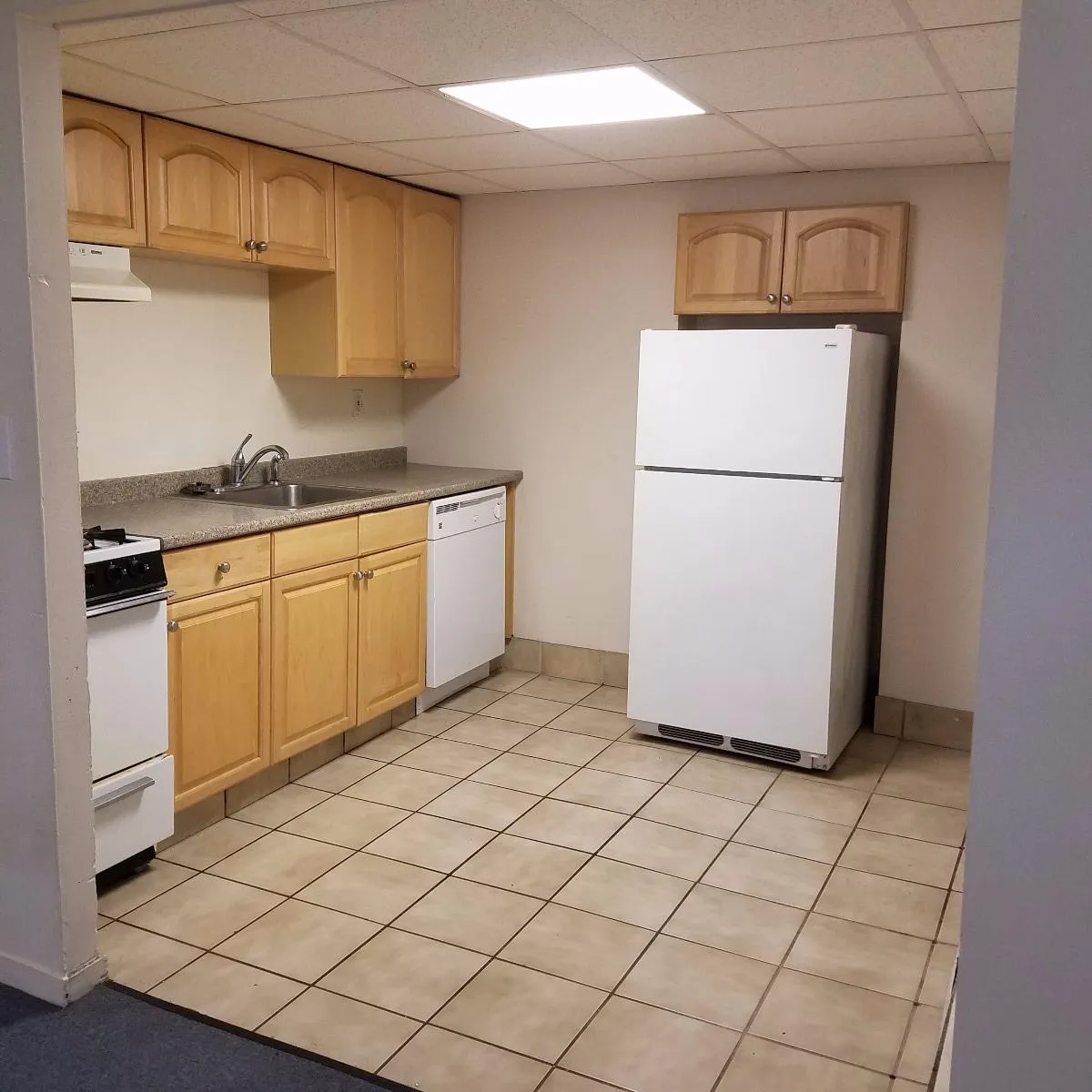 15 Glenville Ave, Allston