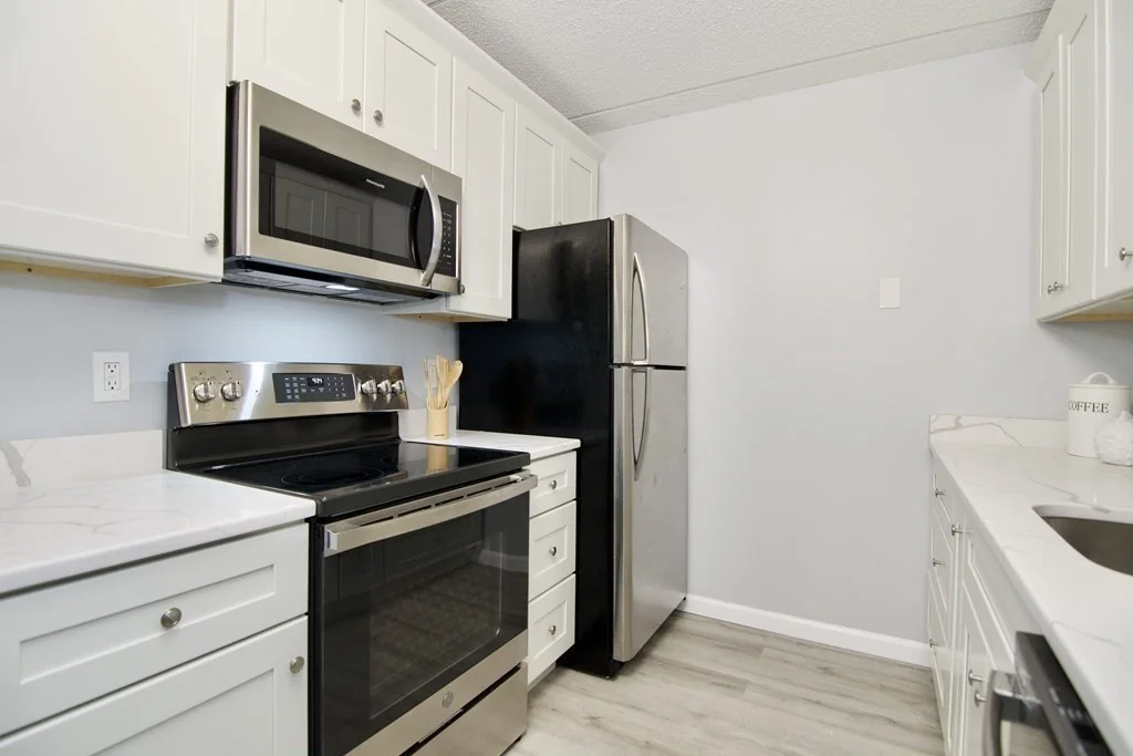 22 Maple Crest Cir, Holyoke