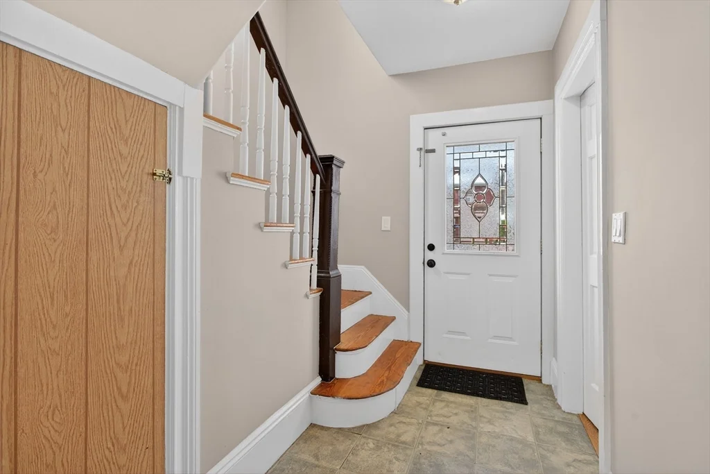 49 Springvale Ave, Lynn