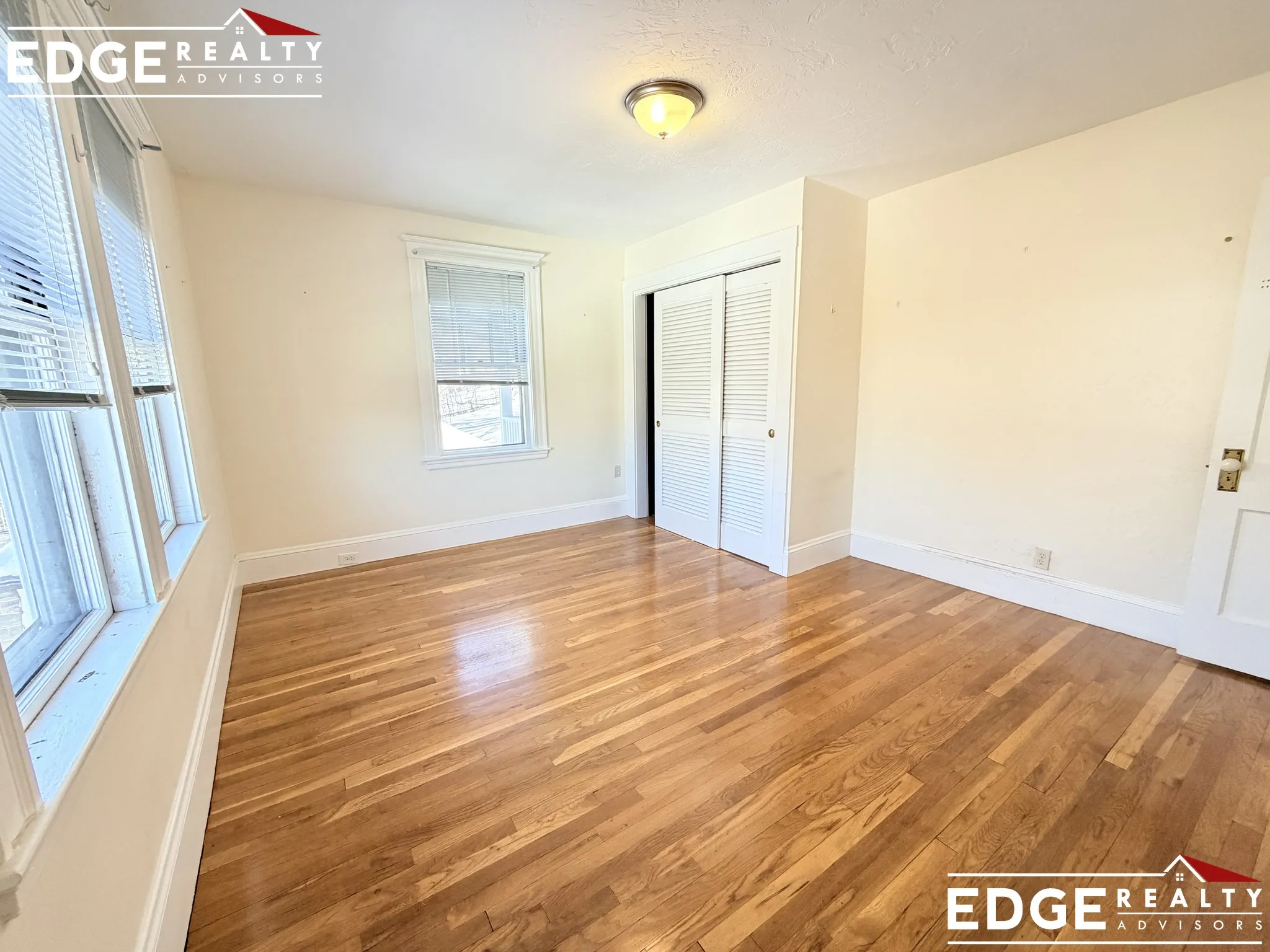 62 South Hobart St, Oak Square