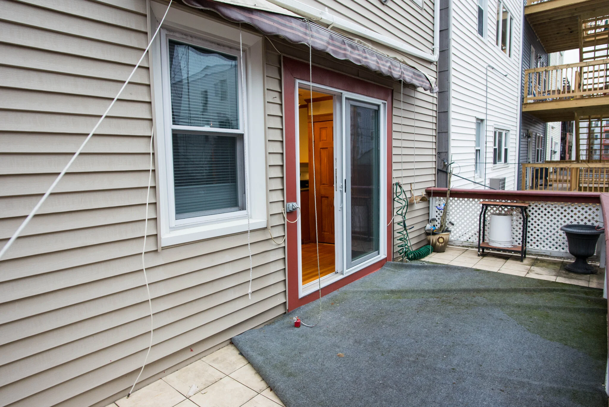 132 Bremen St, East Boston